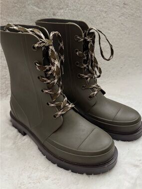Cougar NEW Olive Green Lace-Up Women's Boots